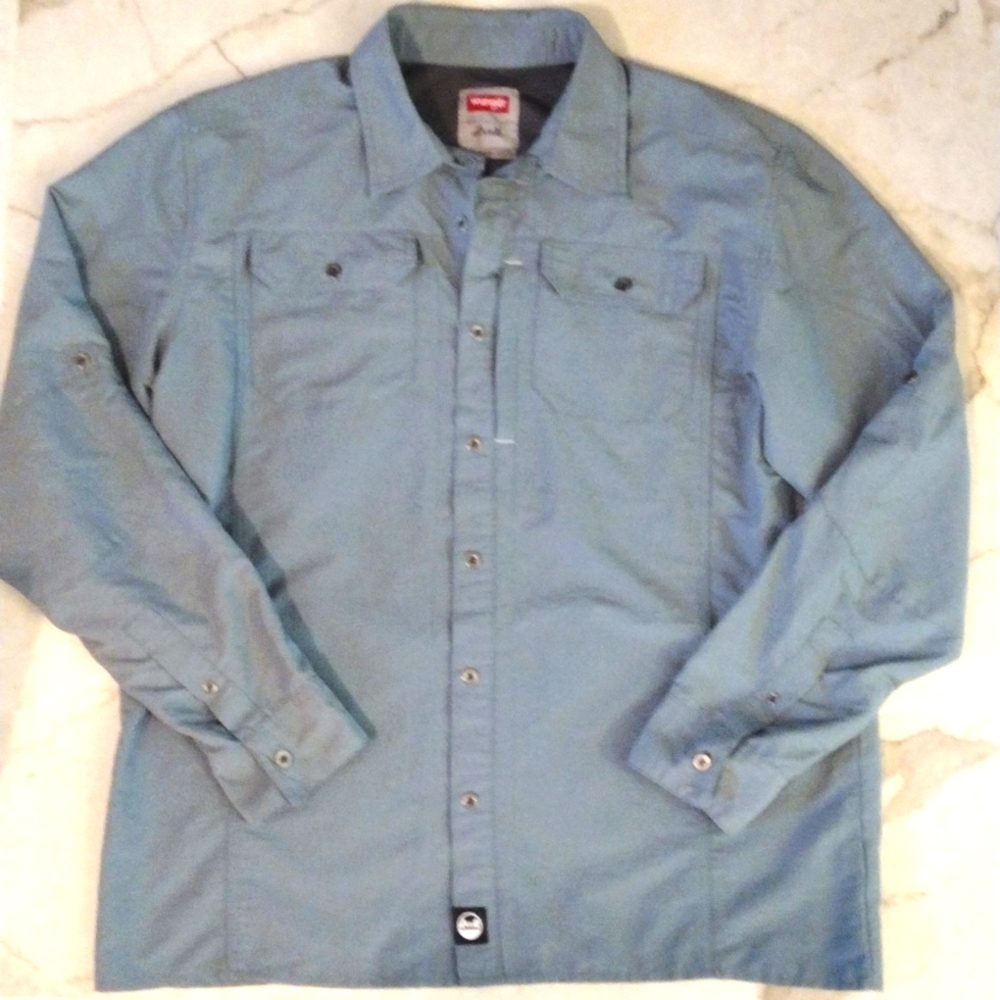 Wrangler casual button down shirt.